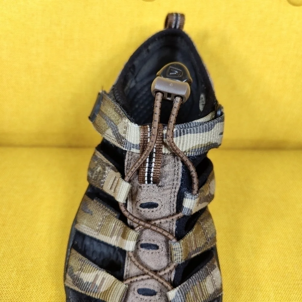 Keen Newport H2  Kids Slip-On Bungee Camouflage Brown Green Size 4